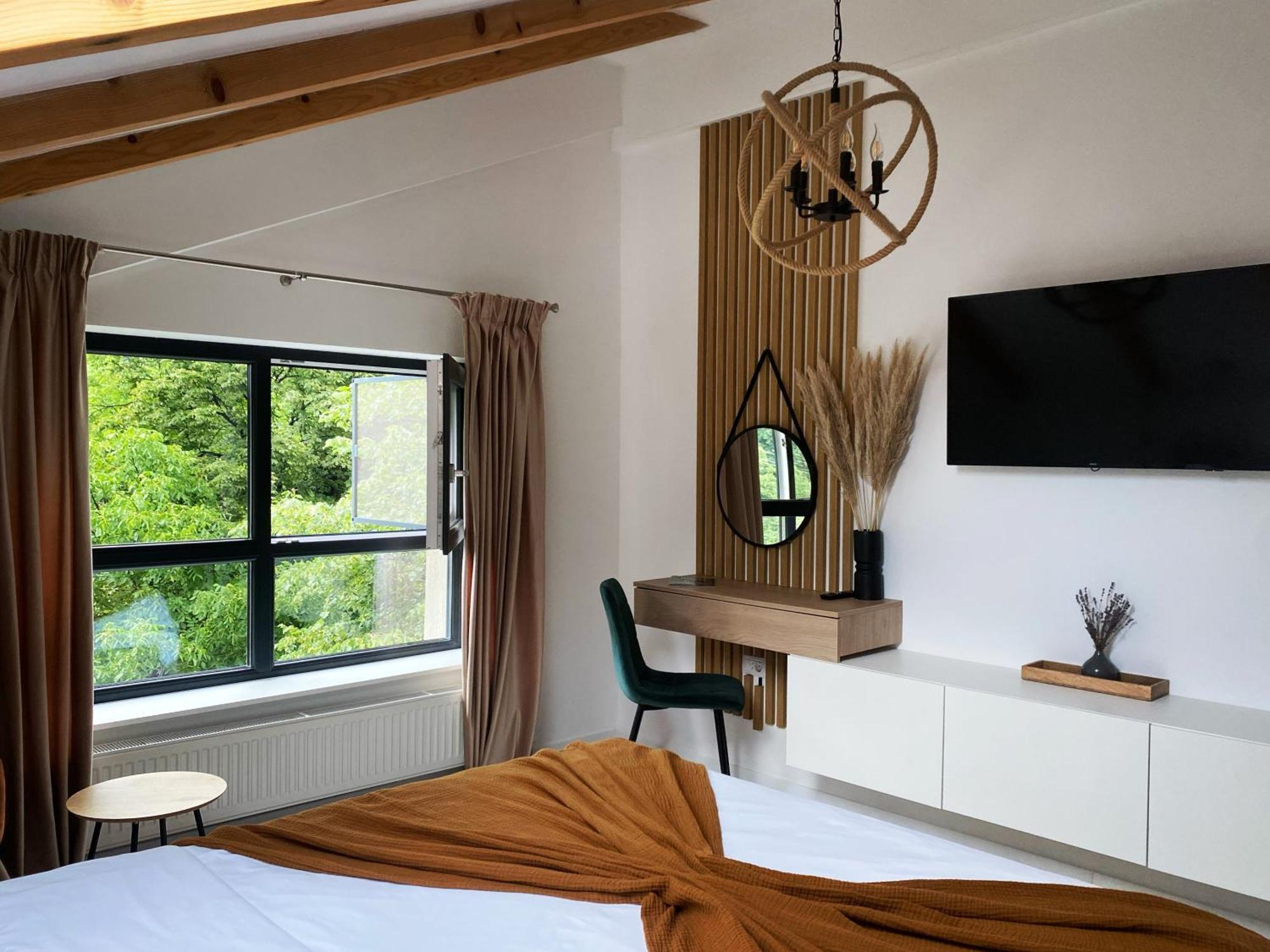 Queen'S Heart Guesthouse Bran  Buitenkant foto