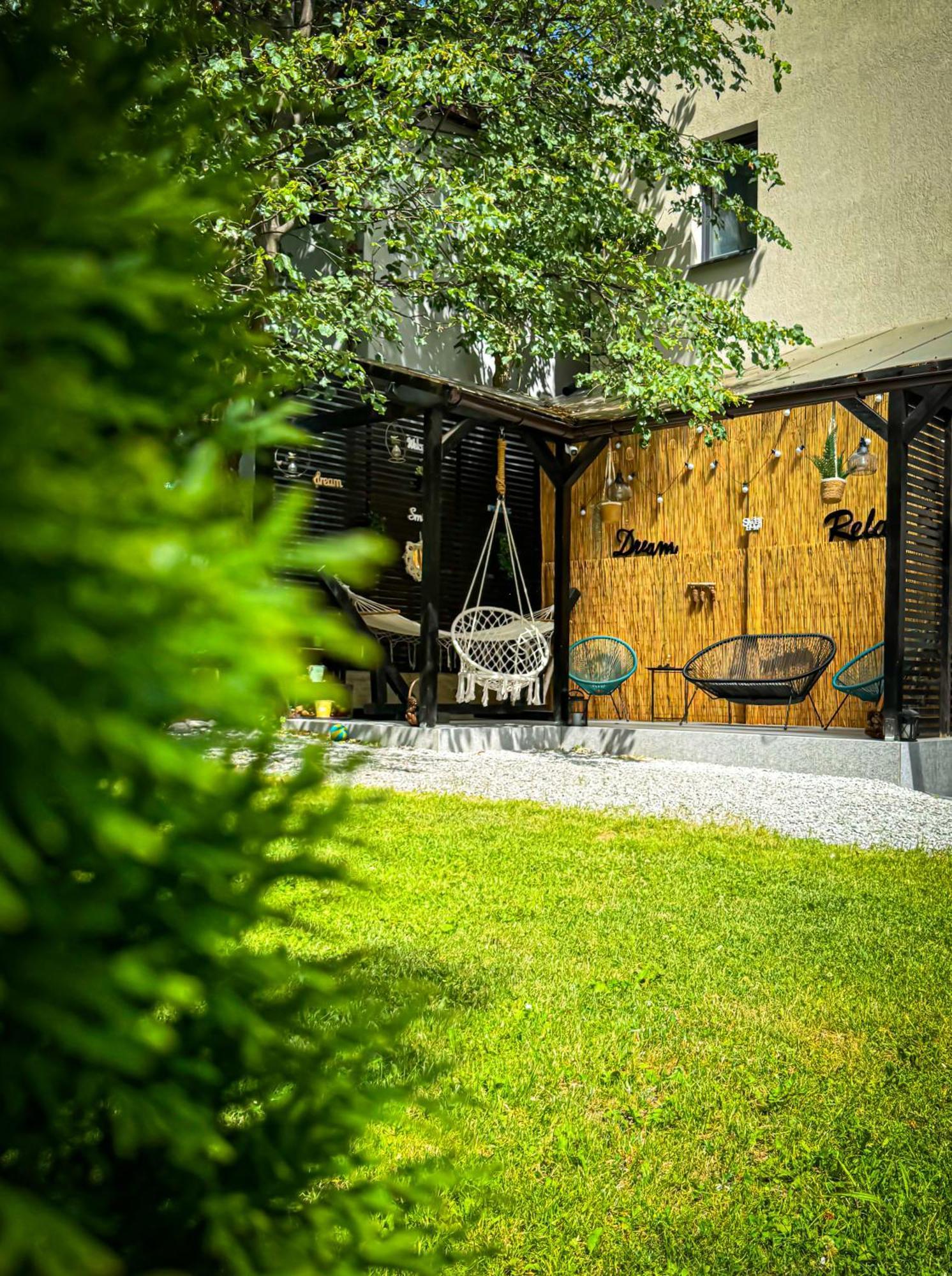 Queen'S Heart Guesthouse Bran  Buitenkant foto